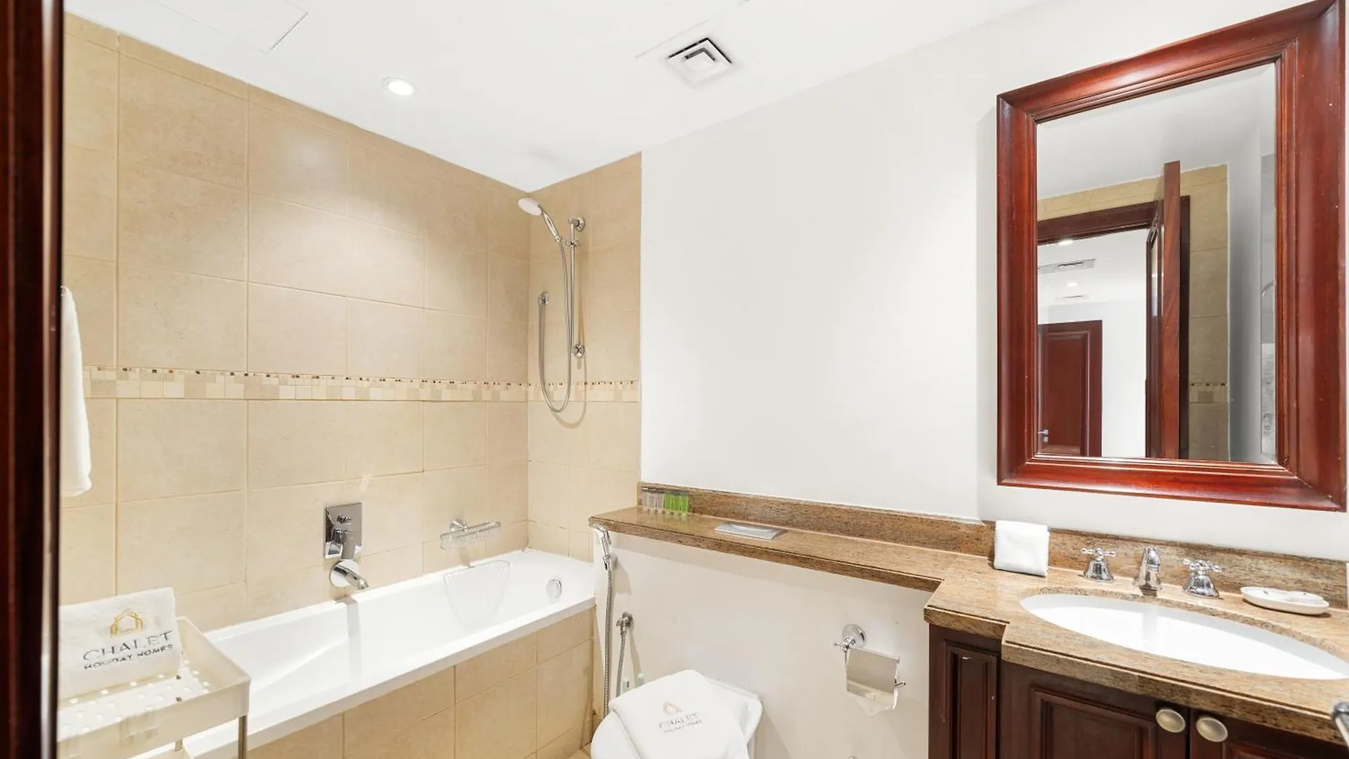 Burj Khalifa View - Zanzabeel Downtown Dubai - Free Parking Apartment
