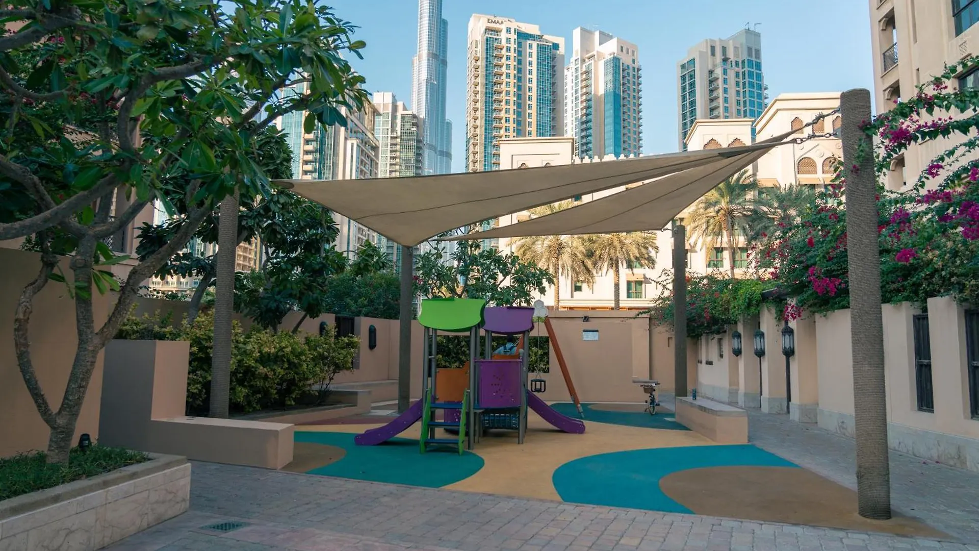 Burj Khalifa View - Zanzabeel Downtown Dubai - Free Parking Apartment 0*,  United Arab Emirates