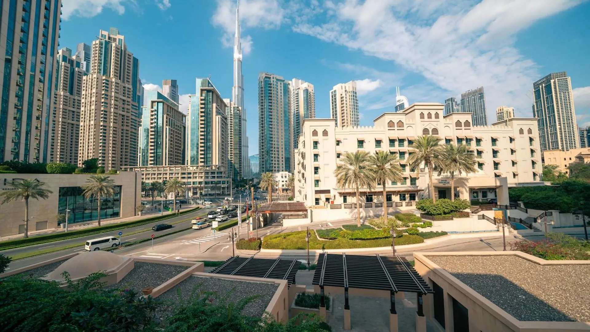 Burj Khalifa View - Zanzabeel Downtown Dubai - Free Parking Apartment